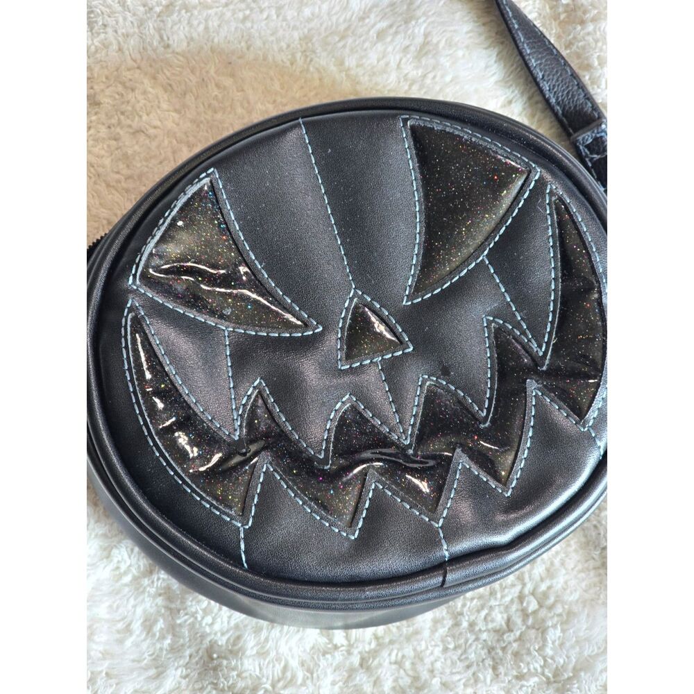 Love Pain and Stitches "The Pumpkin Kult" Jack-O'-Lantern Crossbody Bag - Black